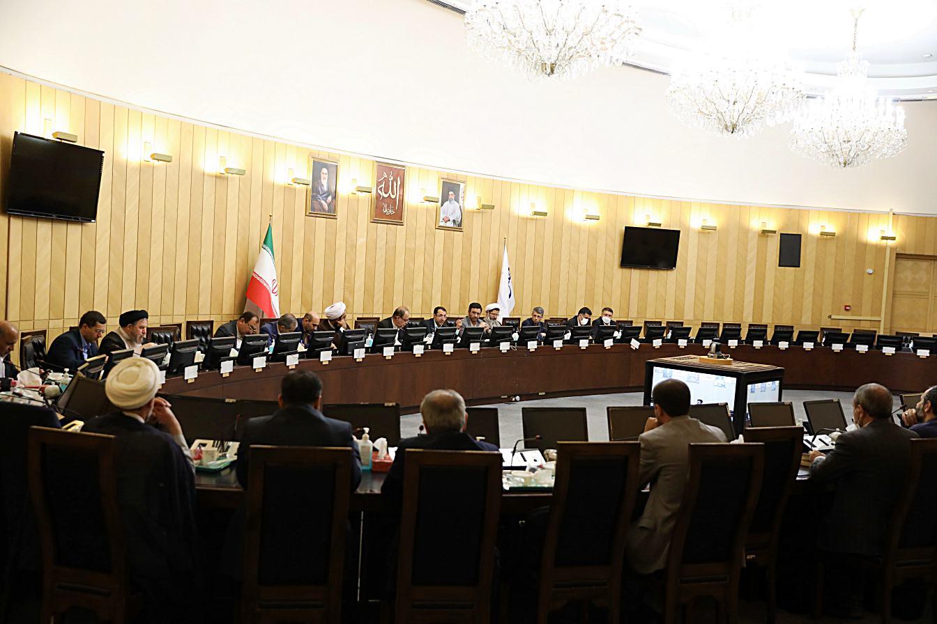 نشست هم اندیشی سیاست های کلی نظام با حضور نمایندگان مجلس برگزار شد/تصاویر